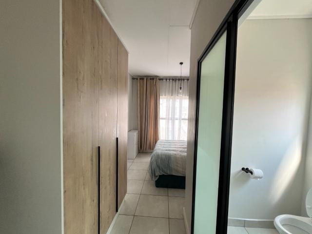 3 Bedroom Apartment / Flat To Rent in The Willows