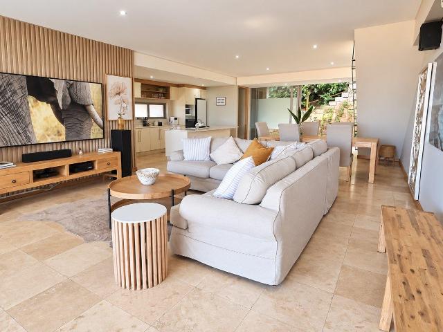 3 Bedroom Apartment / Flat to Rent in Zimbali Estate