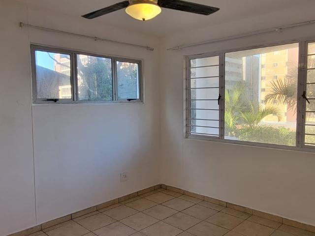 3 Bedroom Apartment / Flat To Rent in Amanzimtoti