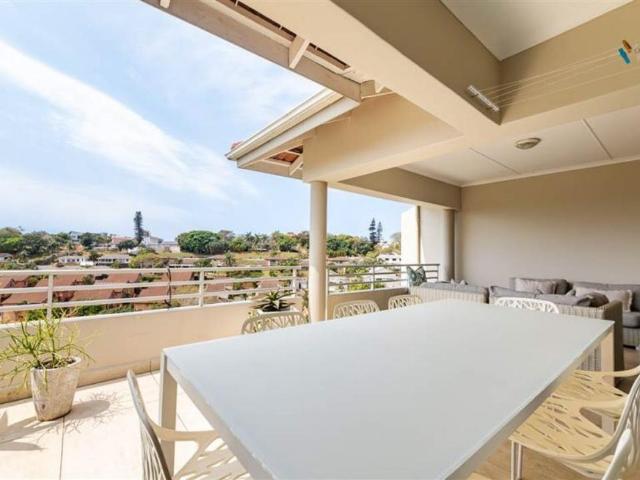 3 Bedroom Apartment / Flat To Rent in Ballito Central