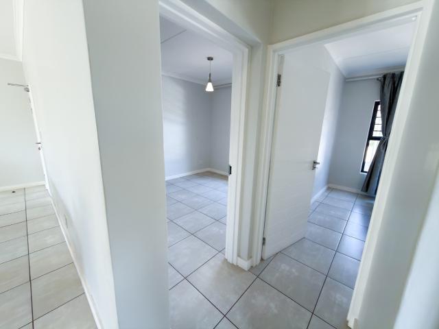 3 Bedroom Apartment / Flat To Rent in Blyde Riverwalk Estate