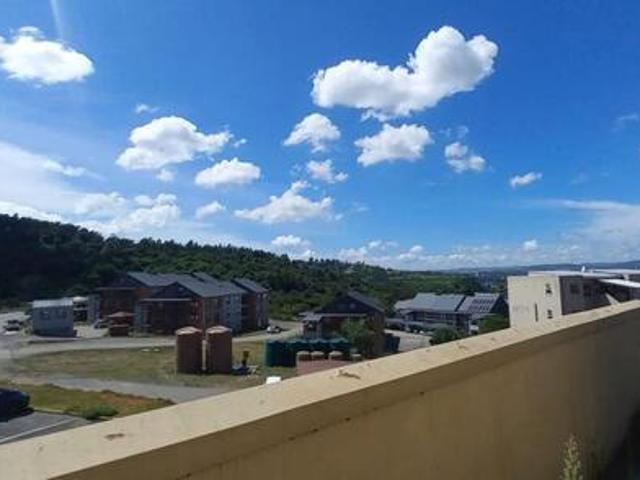 3 Bedroom Apartment / Flat to Rent in Chasedene