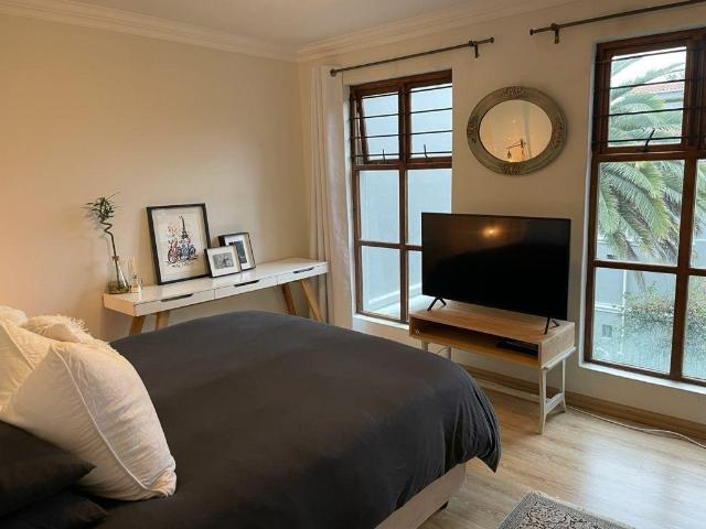 3 Bedroom Apartment / Flat To Rent in Craighall Park