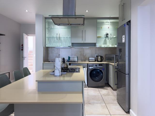 3 Bedroom Apartment / Flat To Rent in Cutty Sark