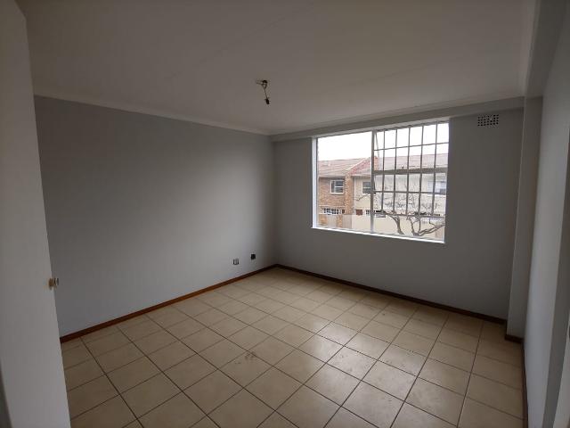 3 Bedroom Apartment / Flat To Rent in Ferndale