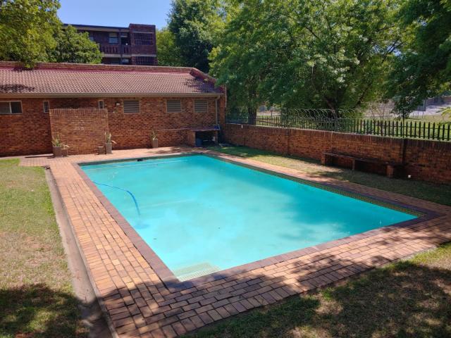 3 Bedroom Apartment / Flat To Rent in Ferndale