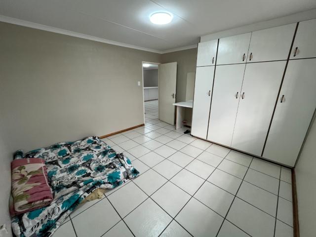 3 Bedroom Apartment / Flat To Rent in Heuwelsig