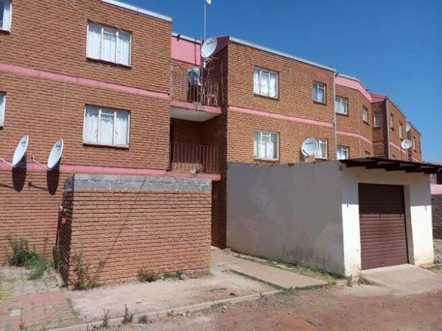 3 Bedroom Apartment / Flat to Rent in Jabulani