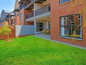3 Bedroom Apartment / Flat to Rent in Kyalami Ah