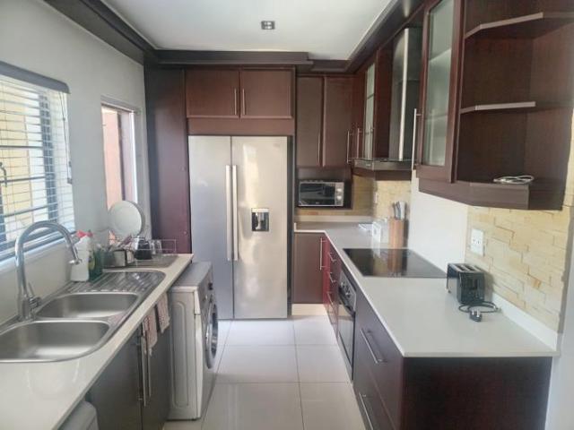 3 Bedroom Apartment / Flat to Rent in La Lucia