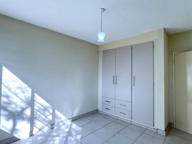 3 Bedroom Apartment / Flat To Rent in La Montagne