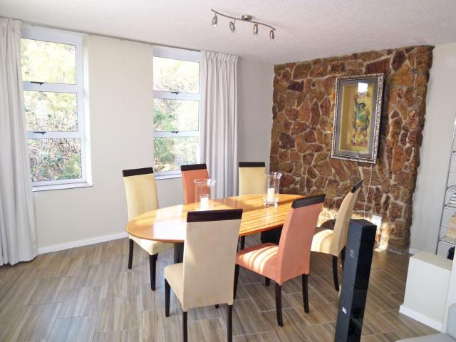 3 Bedroom Apartment / Flat To Rent in Lynnwood