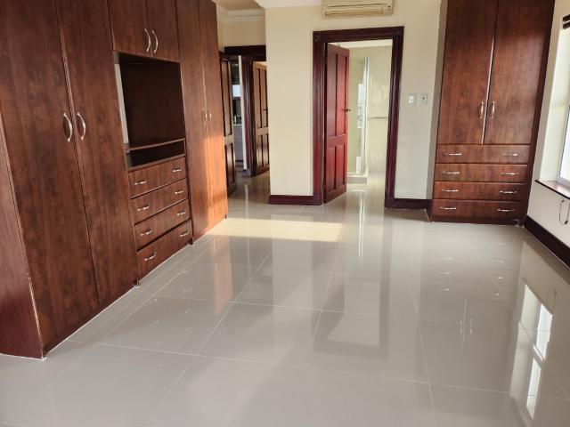 3 Bedroom Apartment / Flat To Rent in Marina Martinique