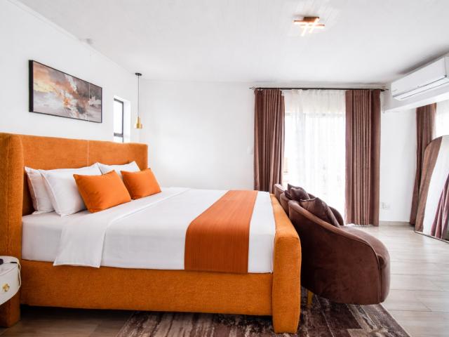 3 Bedroom Apartment / Flat To Rent in Menlyn