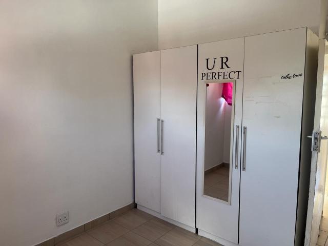 3 Bedroom Apartment / Flat To Rent in Meer En See
