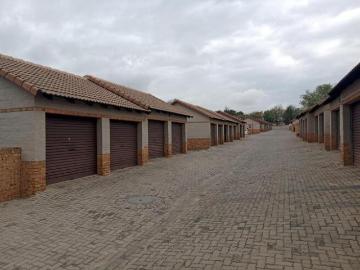 3 Bedroom Apartment / Flat to Rent in Noordwyk