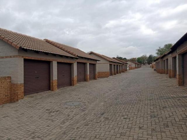 3 Bedroom Apartment / Flat to Rent in Noordwyk