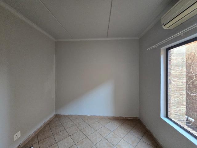 3 Bedroom Apartment / Flat To Rent in Onverwacht