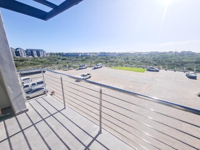3 Bedroom Apartment / Flat To Rent in Parklands