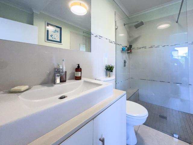 3 Bedroom Apartment / Flat To Rent in Piesang Valley