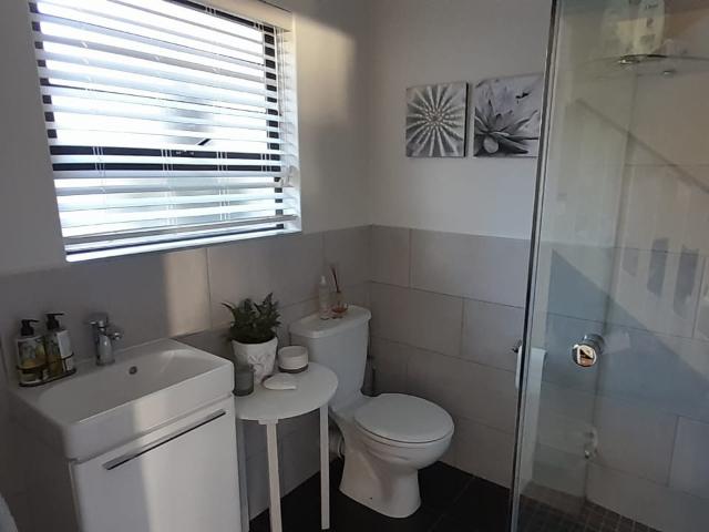 3 Bedroom Apartment / Flat To Rent in Plettenberg Bay Central