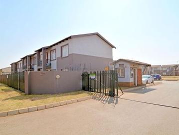 3 Bedroom Apartment / Flat to Rent in Protea Glen