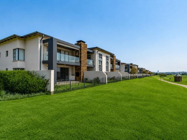3 Bedroom Apartment / Flat To Rent in Serengeti Lifestyle Estate