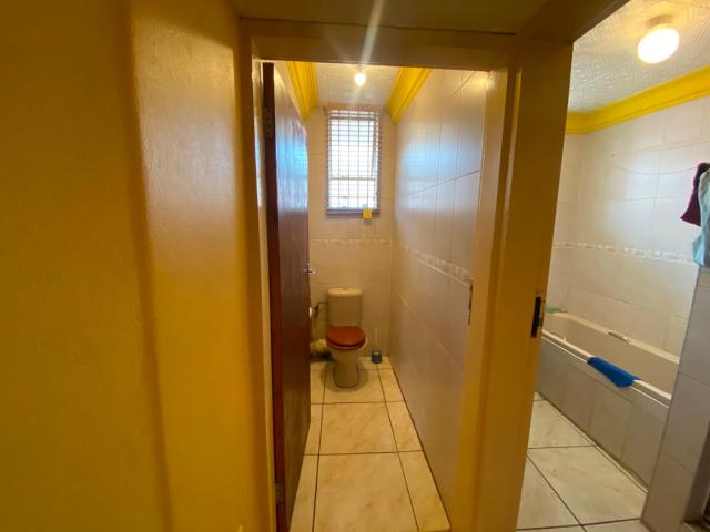 3 Bedroom Apartment / Flat To Rent in Silverton