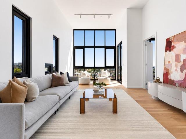 3 Bedroom Apartment Footscray VIC 105819738