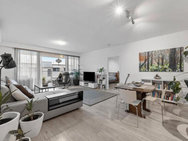 3 Bedroom Apartment Footscray VIC 105824949