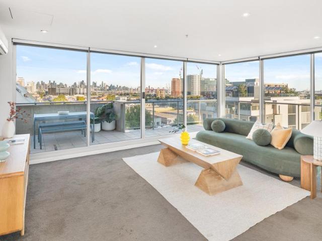 3 Bedroom Apartment Footscray VIC 101583520