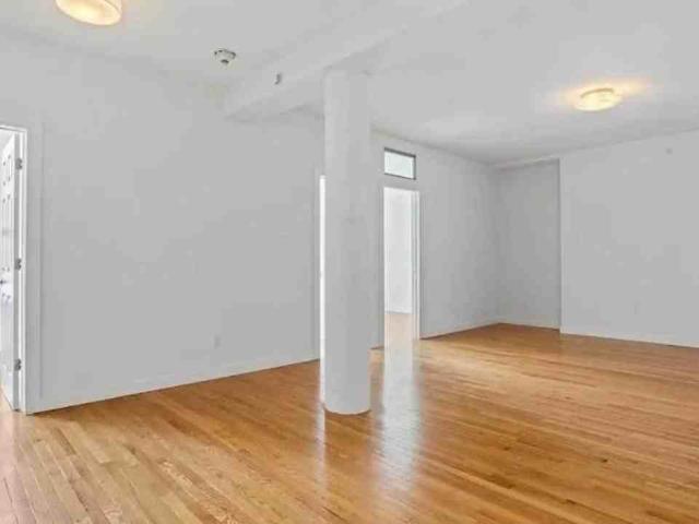 3 Bedroom Apartment for Rent at Fulton St #14F, New York, NY 10038 Financial District