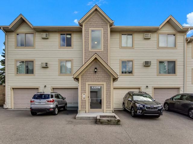 3 Bedroom Apartment for Rent at 13336 Parkwood Dr #120, Burnsville, MN 55337