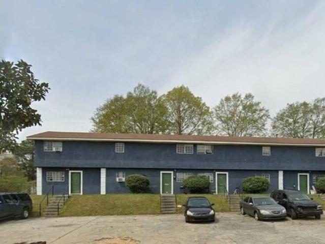 3 Bedroom Apartment for Rent at 2091 Canton St #C, Macon, GA 31204