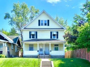 3 Bedroom Apartment for Rent at 850 Thomas Ave, St. Paul, MN 55104 West Frogtown