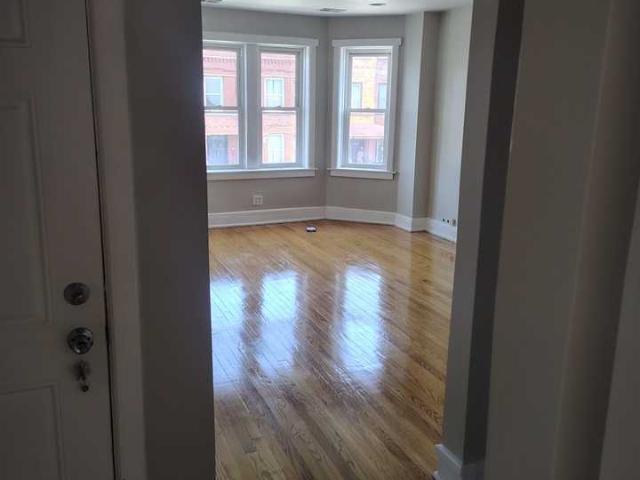 3 Bedroom Apartment for Rent at 930 North Springfield Avenue #2, Chicago, IL 60651 Humboldt Park