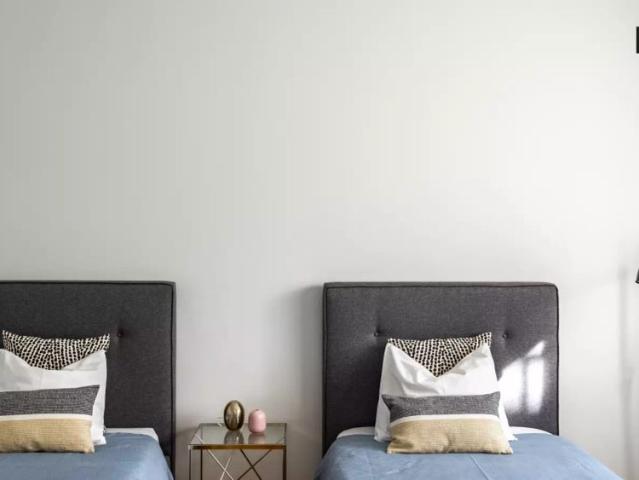 3 bedroom apartment for rent close to Marquês Pombal