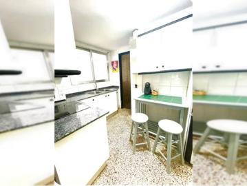 3 bedroom apartment for rent in Malilla, Valencia