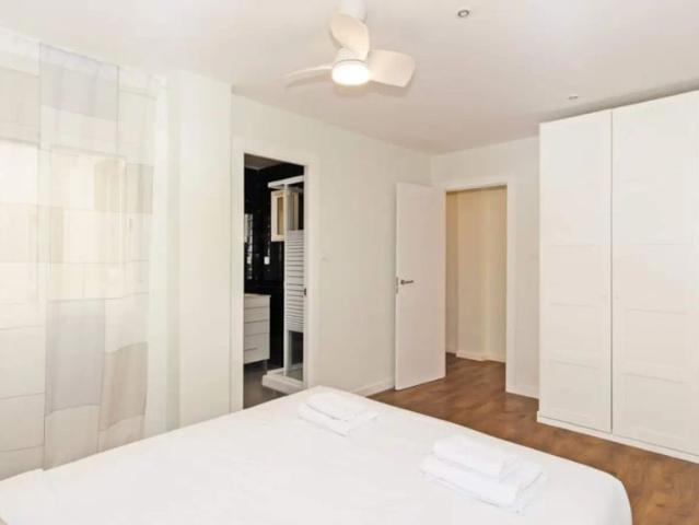 3 bedroom apartment for rent in Nou Moles, bills included