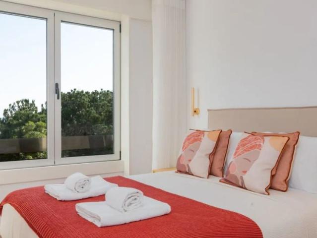 3 bedroom apartment for rent in Oeiras, Lisbon, all bills included