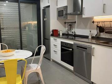 3 bedroom apartment for rent in Ave María, professionals only