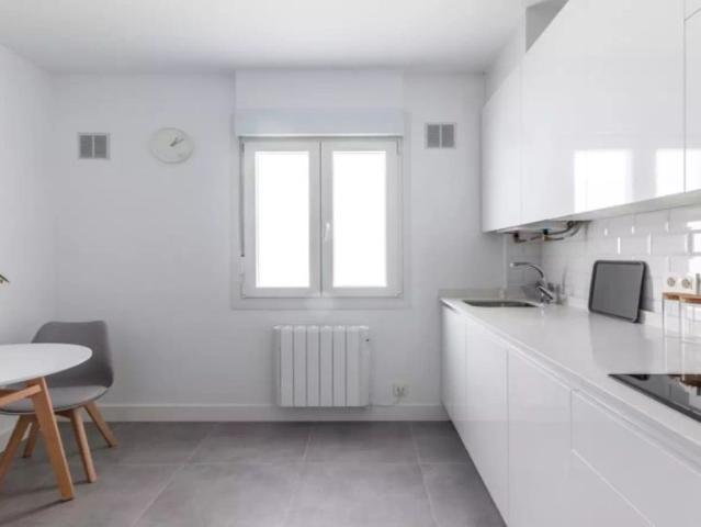 3 bedroom apartment for rent in Algorta, Getxo