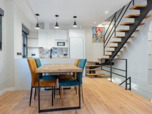 3 bedroom apartment for rent in Alfalfa, bills included