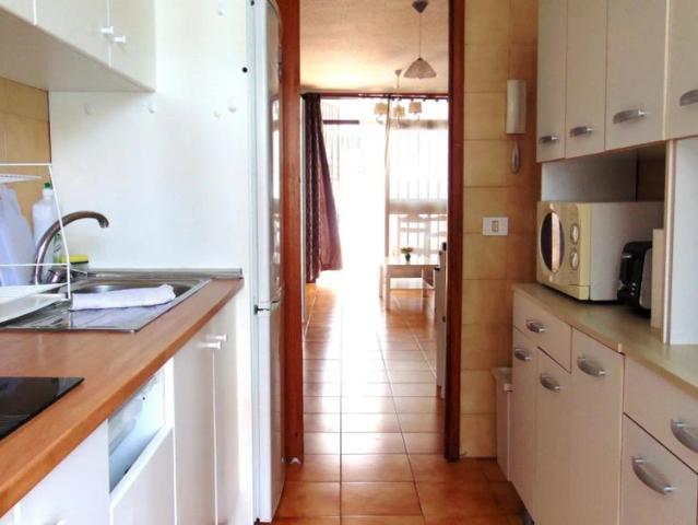 3 bedroom apartment for rent in Arona, bills included
