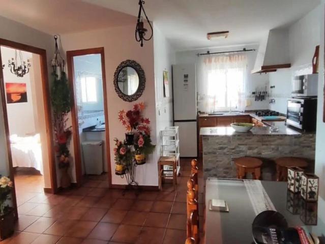 3 bedroom apartment for rent in Barbate, bills included, couples allowed