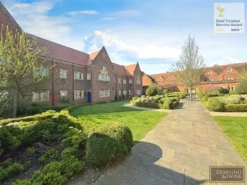 3 bedroom apartment for rent in Brunswick Court, The Galleries.