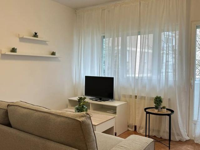 3 bedroom apartment for rent in Campamento, Madrid