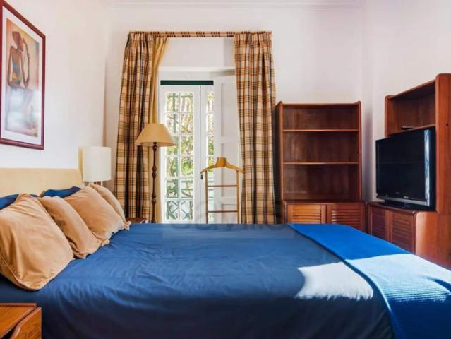 3 bedroom apartment for rent in Cascais, bills included