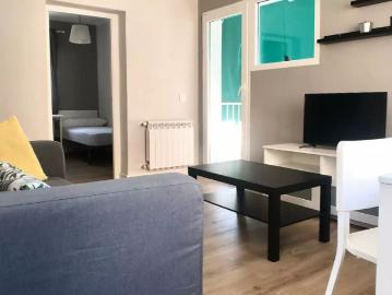 3 bedroom apartment for rent in Casco Histórico de Vicálvaro, perfect for professionals and students
