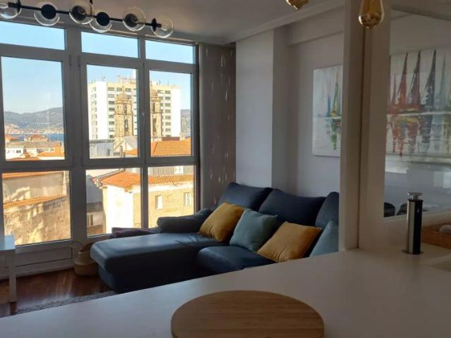 3 bedroom apartment for rent in Casco Vello, Vigo
